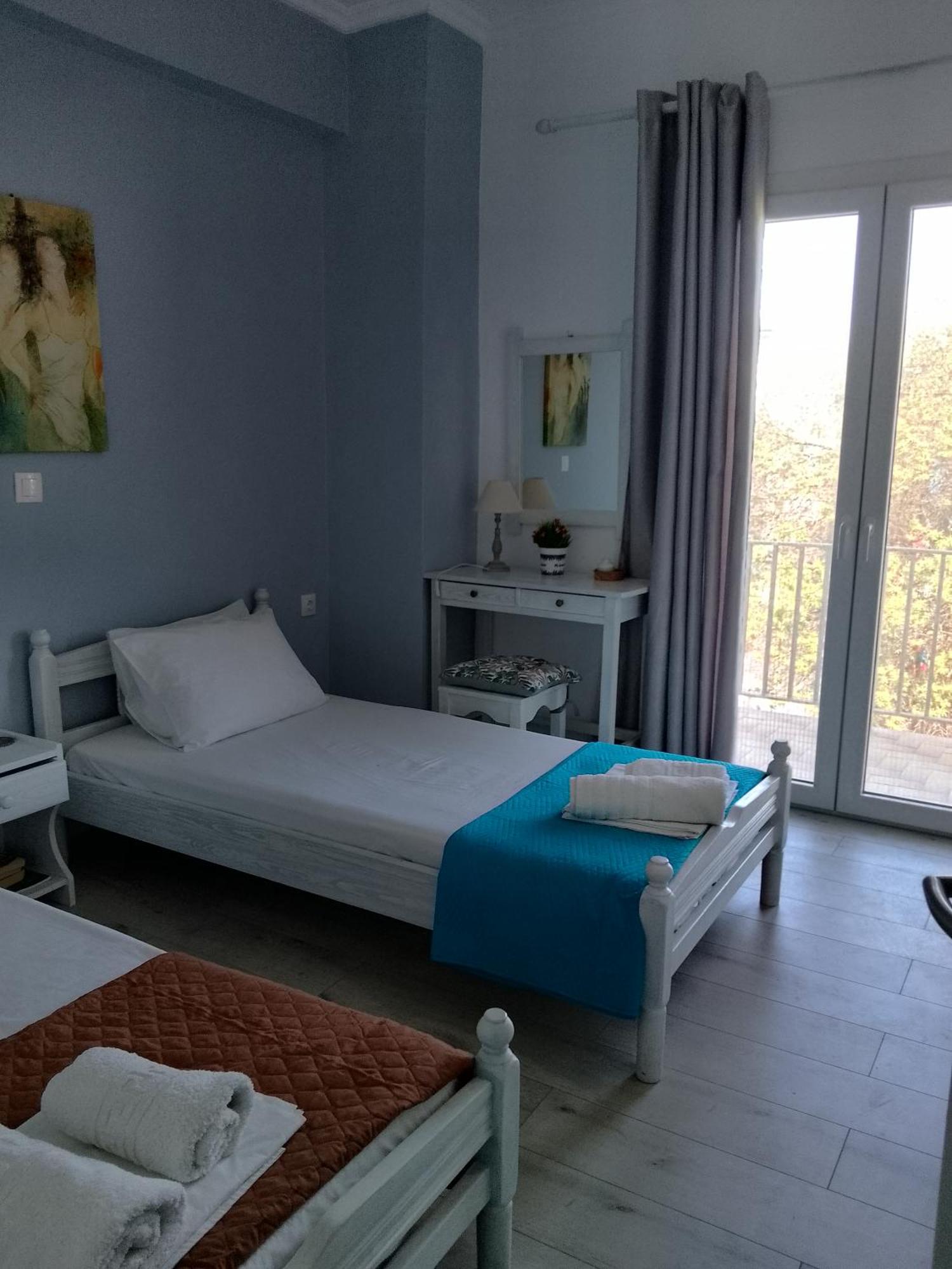 Apartment Dimitris Messongi